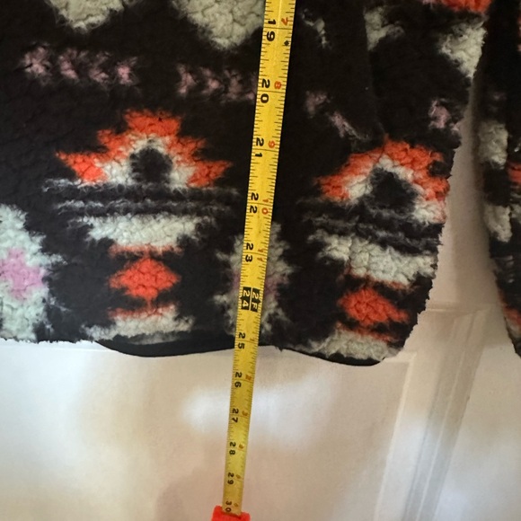 Wrangler Women's Black Retro Southwestern Print Sherpa Pullover Size S - Picture 11 of 12